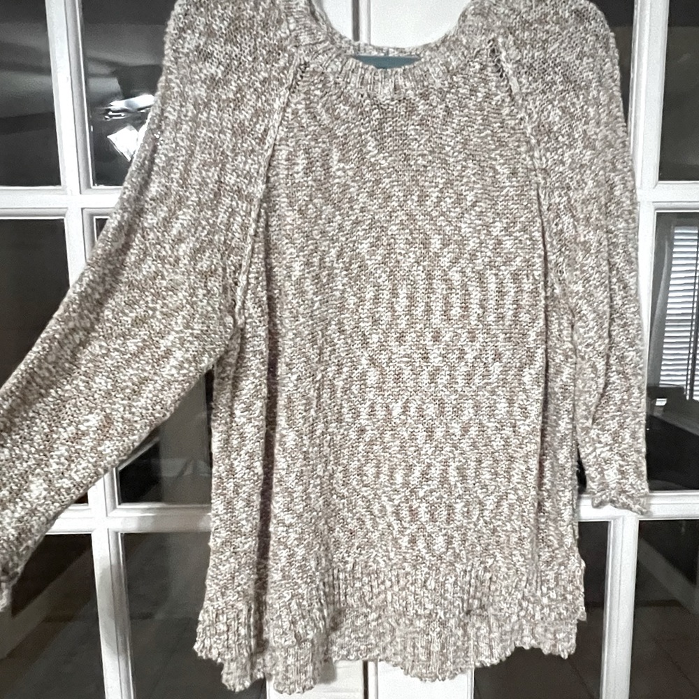 Ellen Tracy XL sweater, barely worn.
